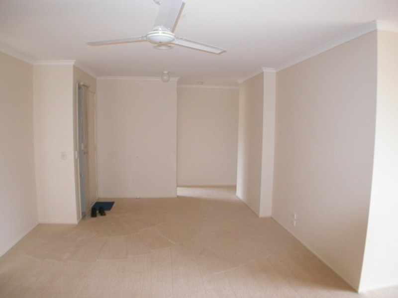 24 McLennan Avenue, Bacchus Marsh VIC 3340