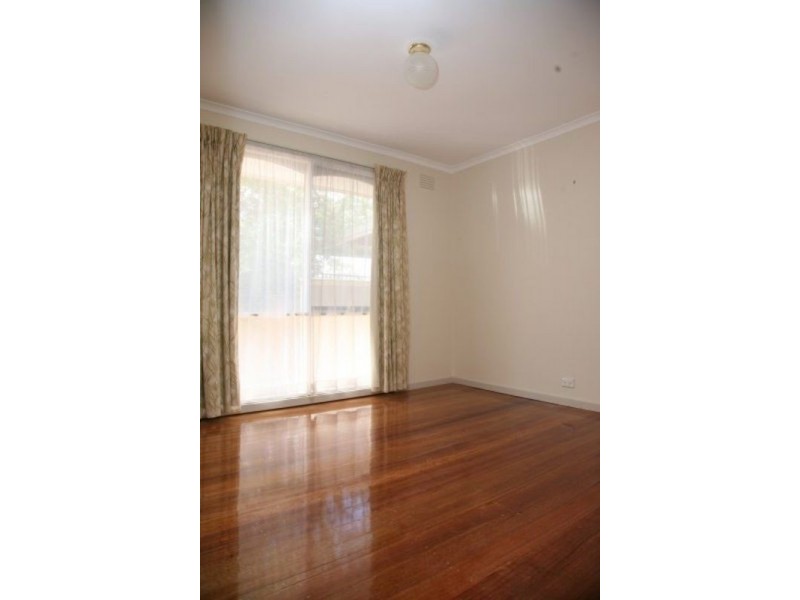 15 Beresford Crescent, Bacchus Marsh VIC 3340