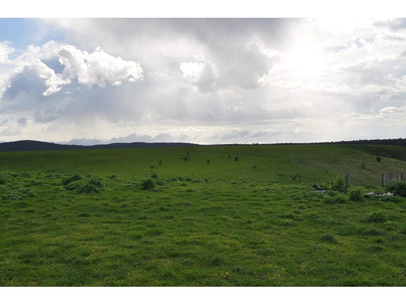 400 Mt Blackwood Road, Myrniong VIC 3341