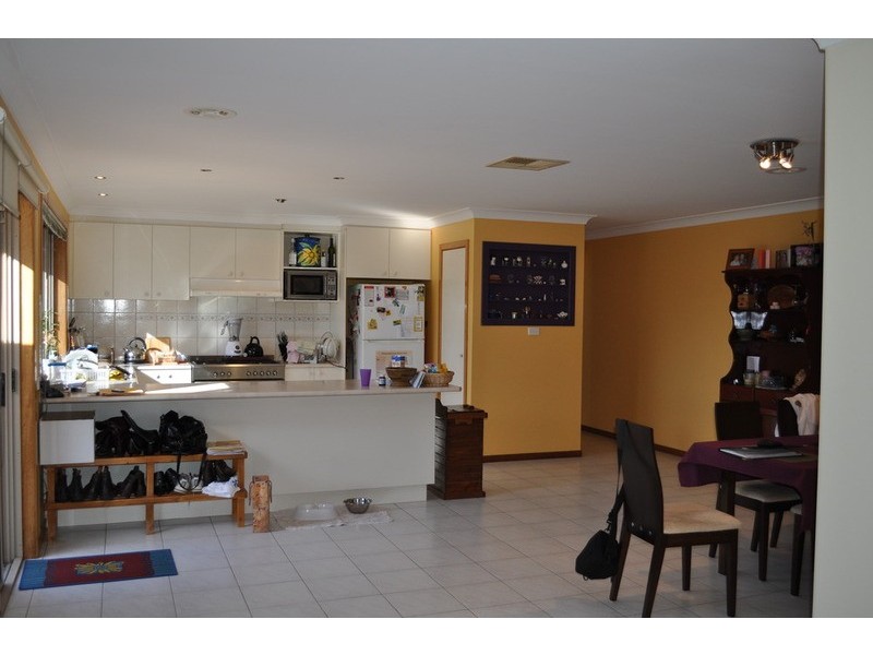 2 Rae Court, Bacchus Marsh VIC 3340