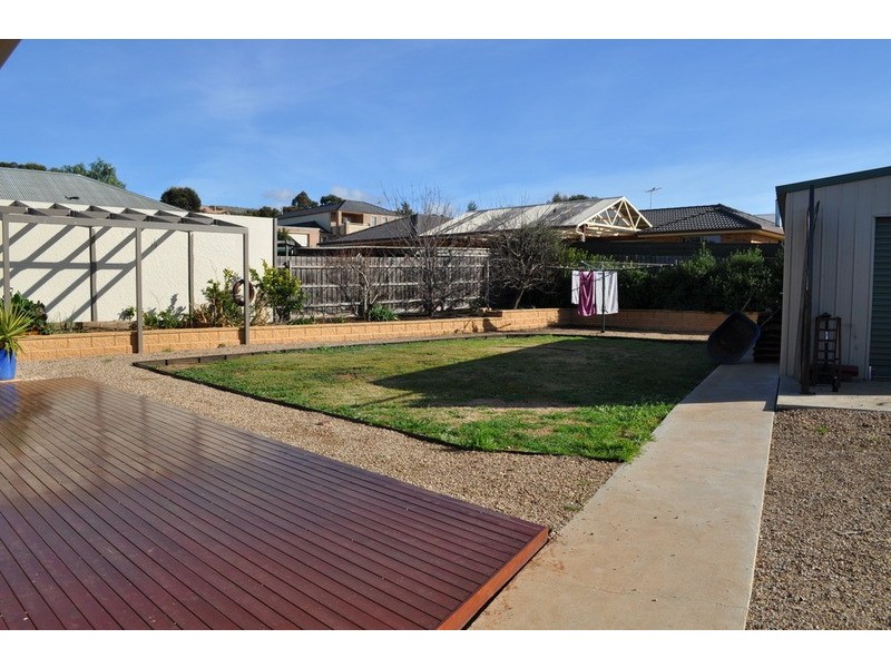 2 Rae Court, Bacchus Marsh VIC 3340