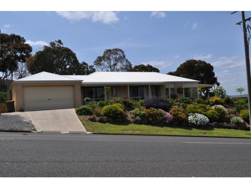1 Medway Court, Bacchus Marsh VIC 3340
