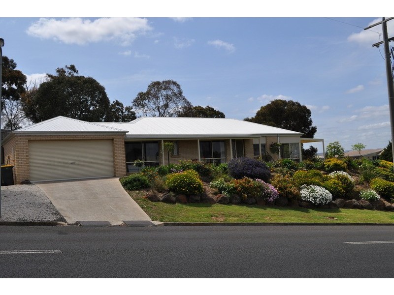 1 Medway Court, Bacchus Marsh VIC 3340
