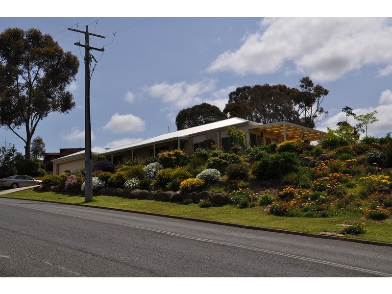 1 Medway Court, Bacchus Marsh VIC 3340