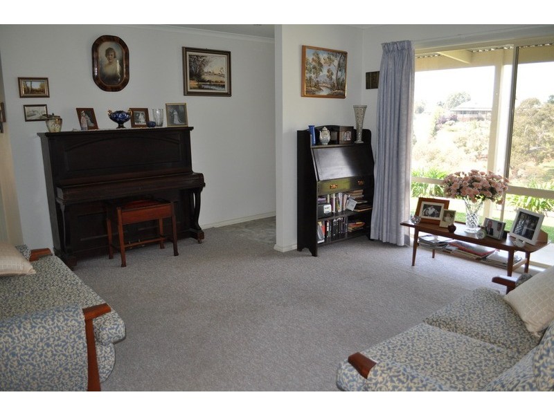 1 Medway Court, Bacchus Marsh VIC 3340