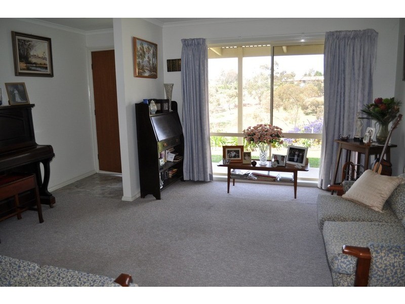 1 Medway Court, Bacchus Marsh VIC 3340