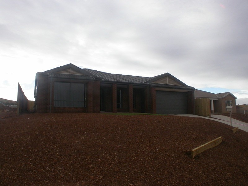 22 Silverdale Drive, Bacchus Marsh VIC 3340
