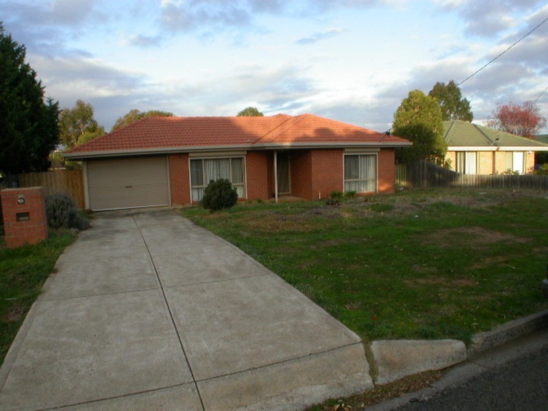 14 Davies Street, Bacchus Marsh VIC 3340