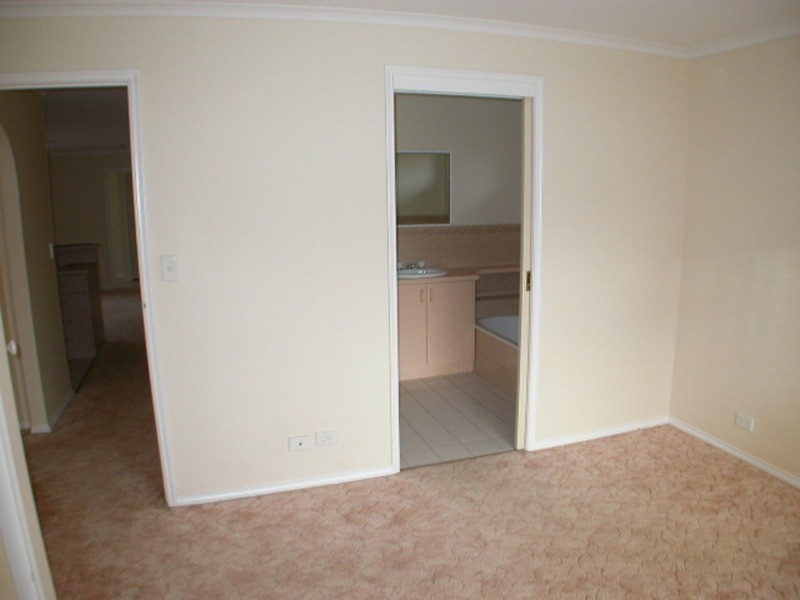 14 Davies Street, Bacchus Marsh VIC 3340
