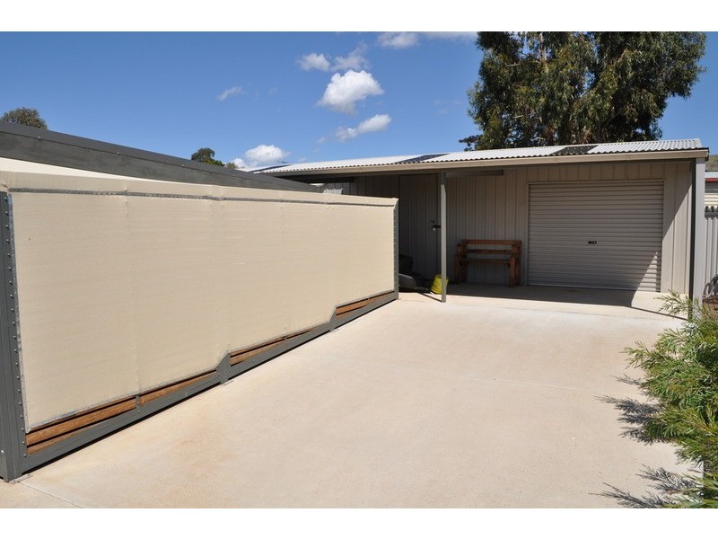 14 Grantleigh Drive, Bacchus Marsh VIC 3340