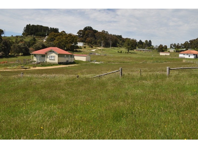 33 Malones Road, Mount Egerton VIC 3352