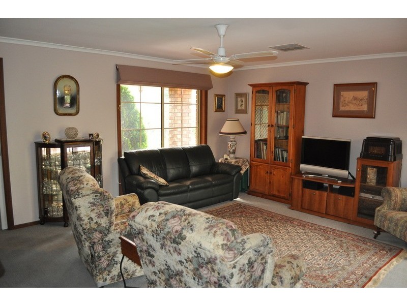 27 O’Keefe Crescent, Bacchus Marsh VIC 3340