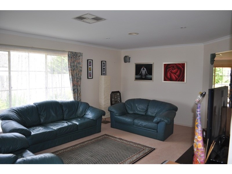 20 Dunn Court, Bacchus Marsh VIC 3340