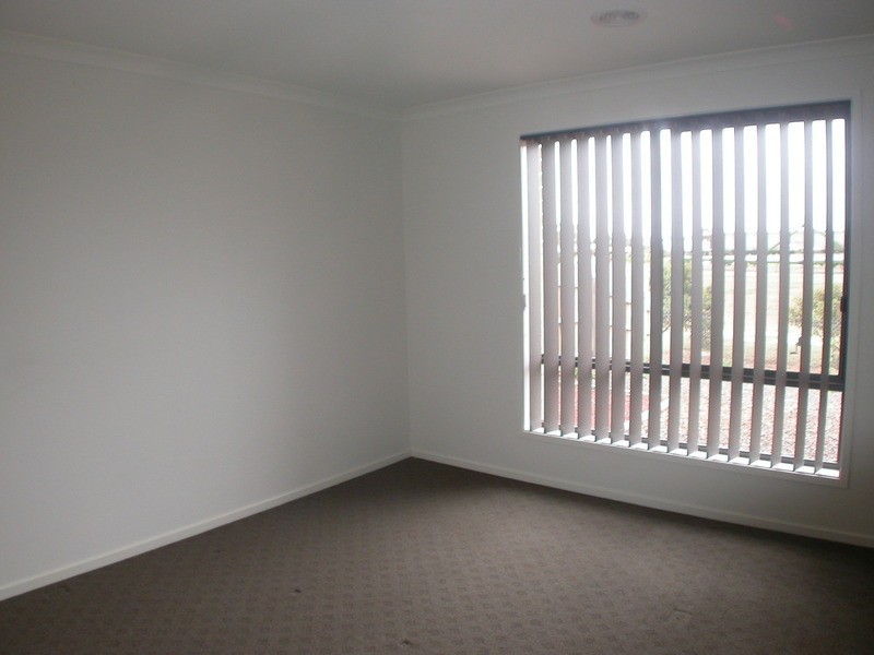 3 Harry Vallence Drive, Bacchus Marsh VIC 3340
