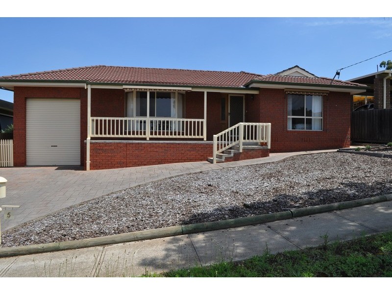 5 Muir Street, Bacchus Marsh VIC 3340