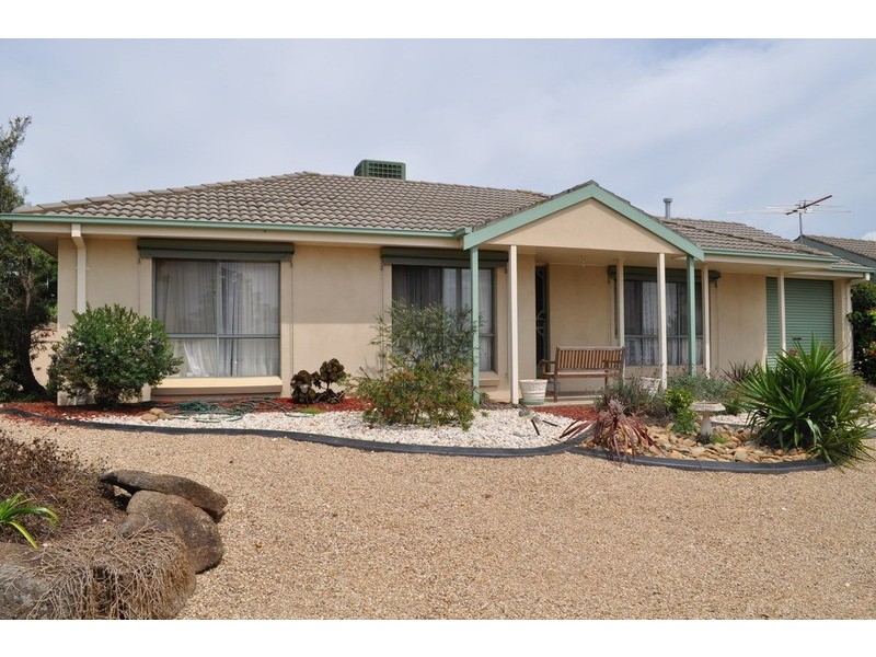 1/42 Clifton Drive, Bacchus Marsh VIC 3340