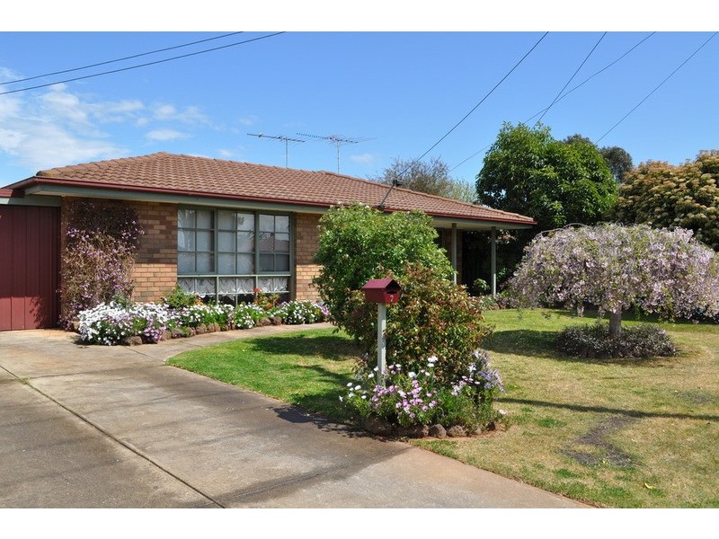 7 Witney Court, Bacchus Marsh VIC 3340