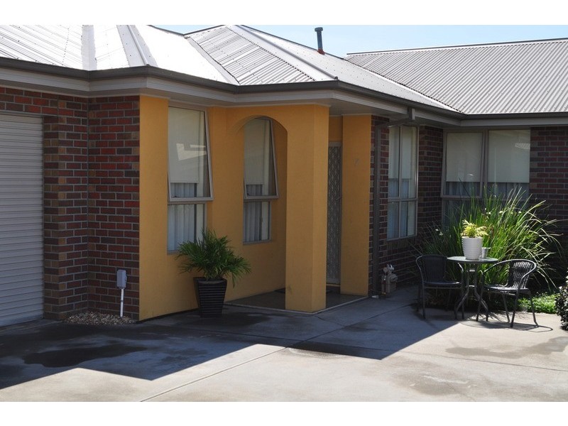 7/11 Graham Street, Bacchus Marsh VIC 3340