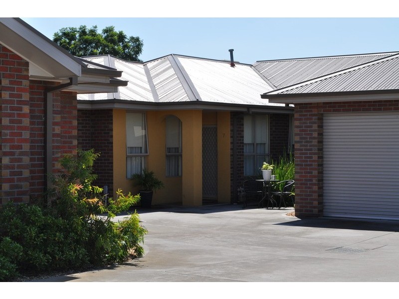 7/11 Graham Street, Bacchus Marsh VIC 3340