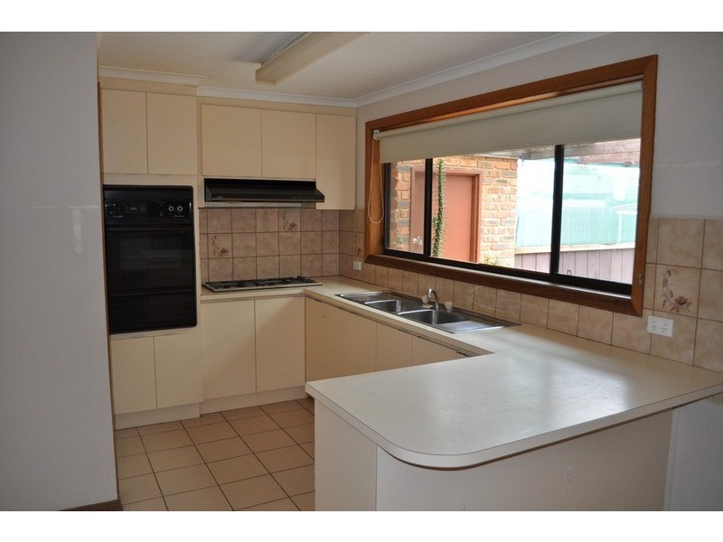 64 Jonathan Drive, Darley VIC 3340