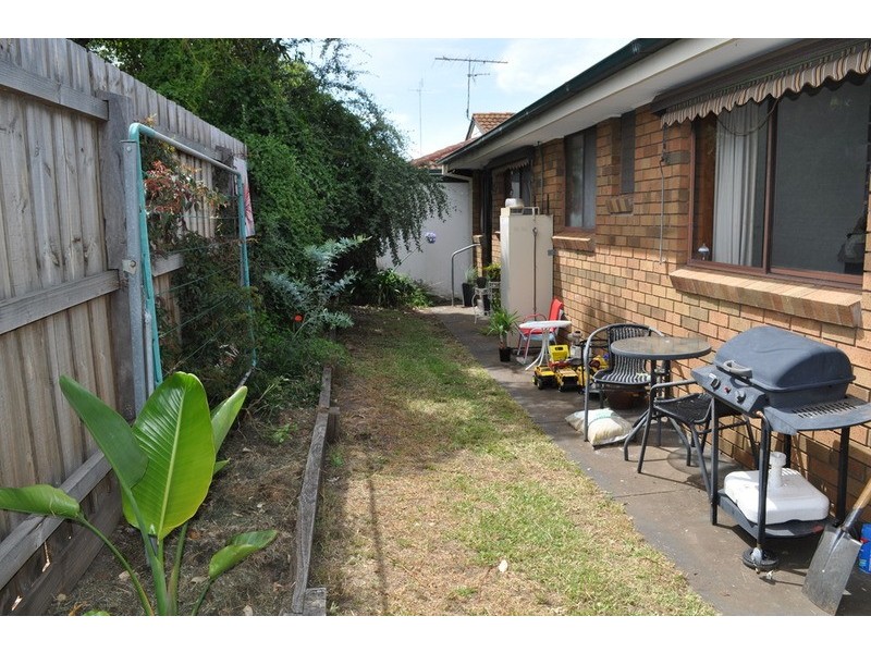 5/16 Simpson Street, Bacchus Marsh VIC 3340