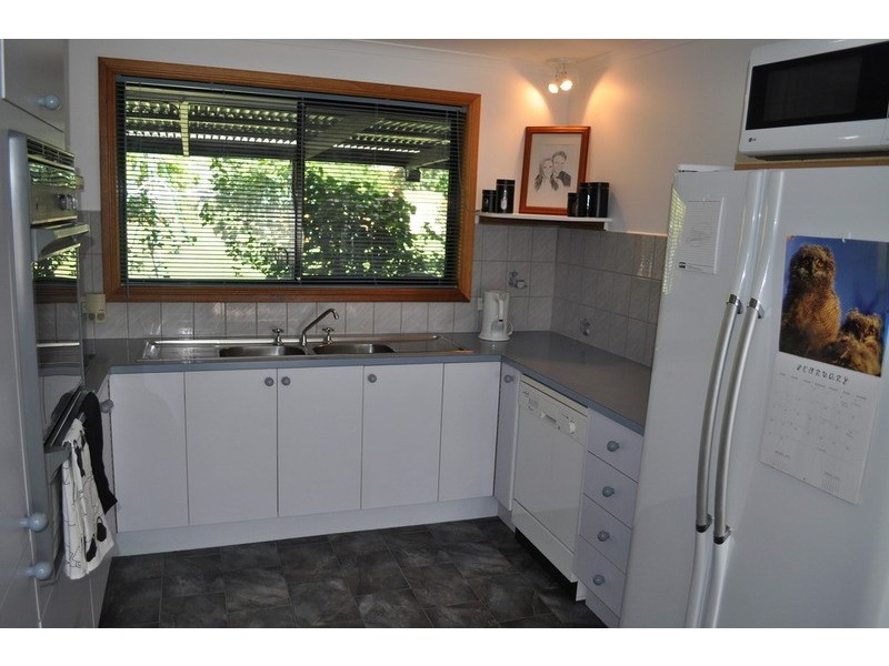 32 Cairns Drive, Bacchus Marsh VIC 3340