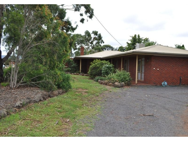 38 Victoria Street, Bacchus Marsh VIC 3340