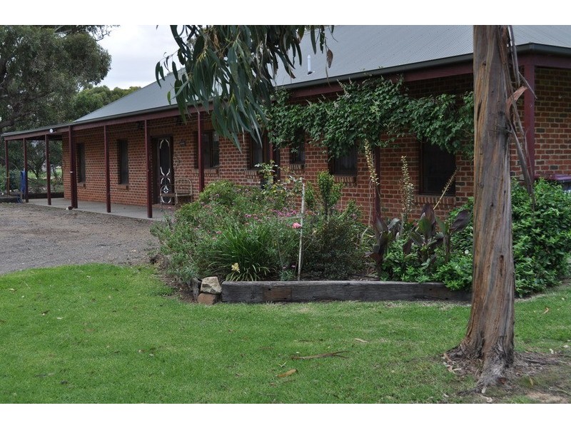 72 Quakes Road, Balliang VIC 3340