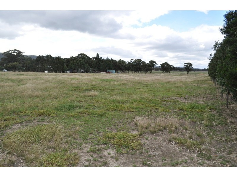 72 Quakes Road, Balliang VIC 3340