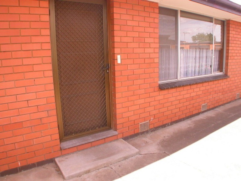 2/30 Grant Street, Bacchus Marsh VIC 3340