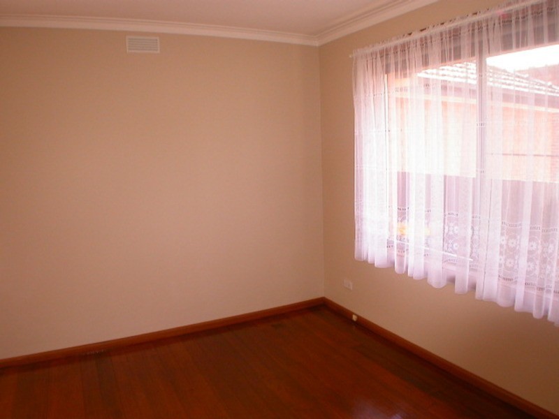 2/30 Grant Street, Bacchus Marsh VIC 3340