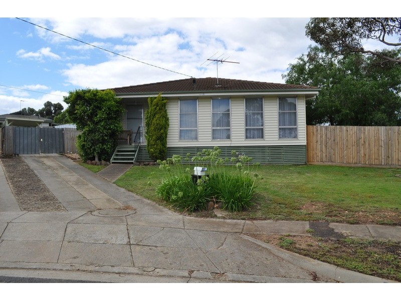 8 Little Court, Bacchus Marsh VIC 3340