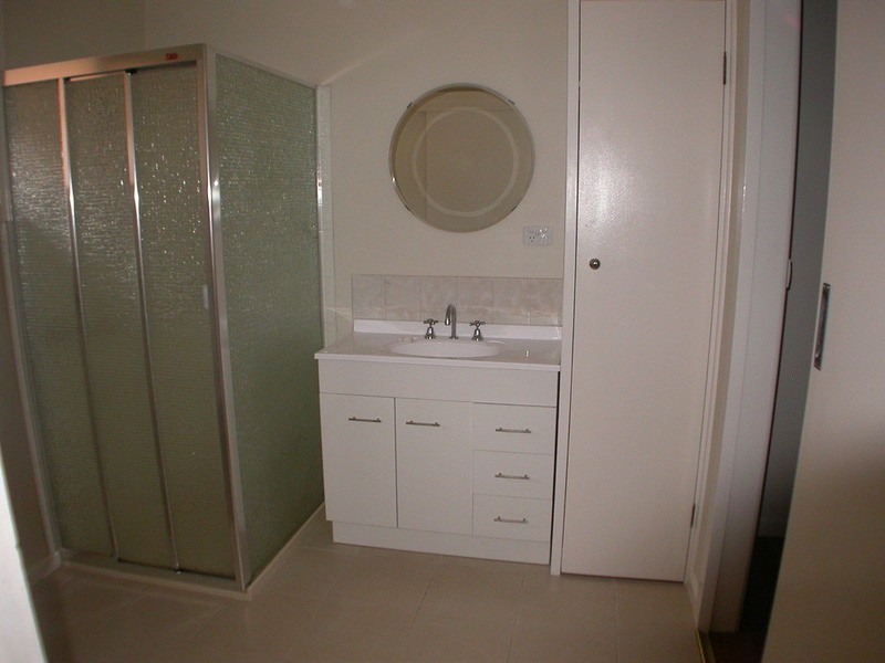 1/30 Grant Street, Bacchus Marsh VIC 3340