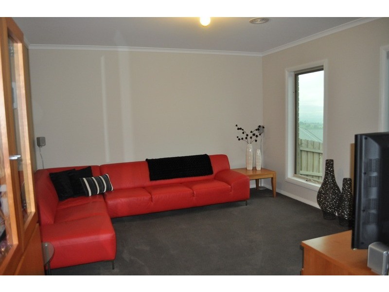 27 Ruddick Place, Bacchus Marsh VIC 3340