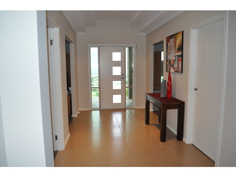 27 Ruddick Place, Bacchus Marsh VIC 3340