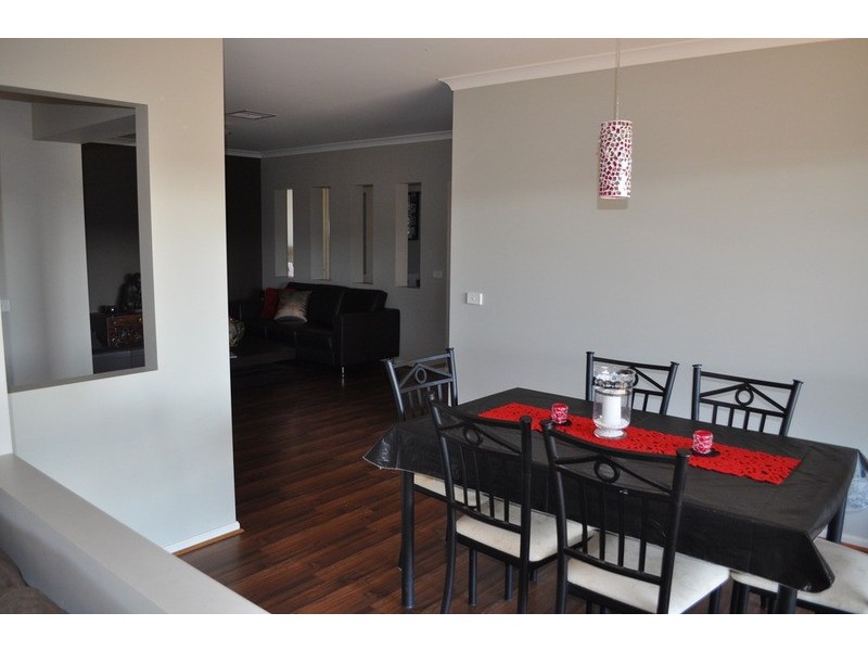 21 Silverdale Drive, Bacchus Marsh VIC 3340
