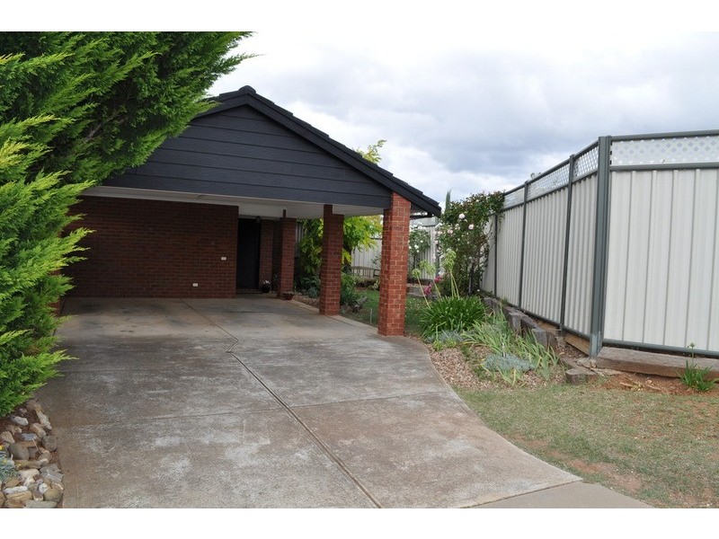 13 Higgins Court, Bacchus Marsh VIC 3340