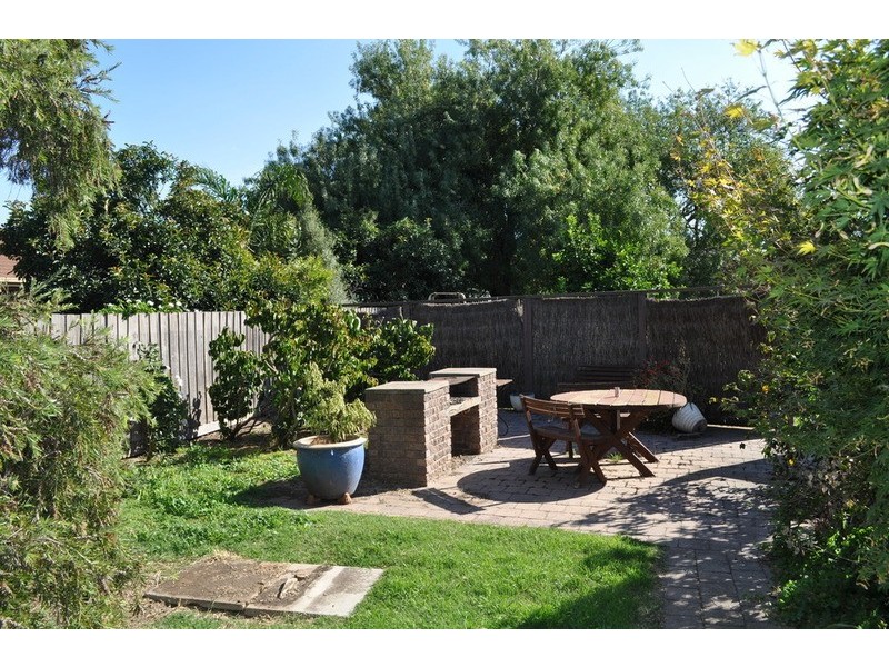 9 Ellerslie Court, Bacchus Marsh VIC 3340