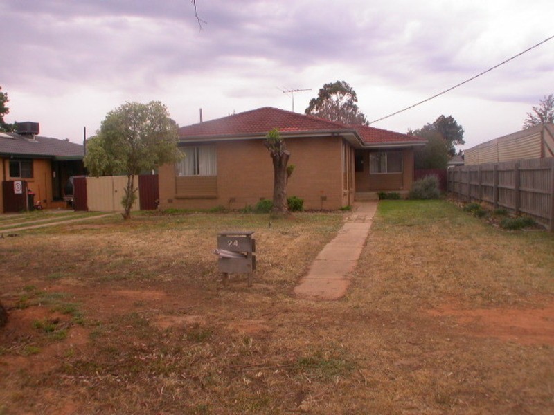 24 Jonathon Drive, Bacchus Marsh VIC 3340