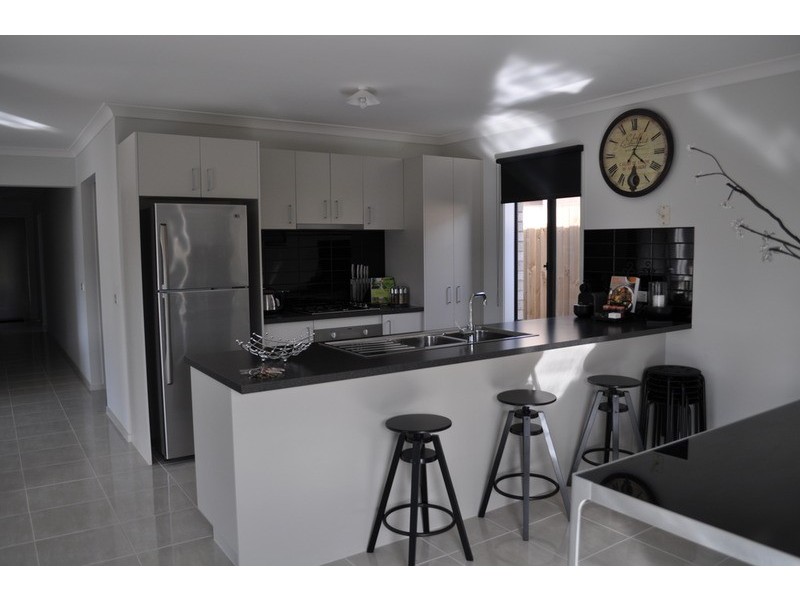 9 Duvall Drive, Maddingley VIC 3340