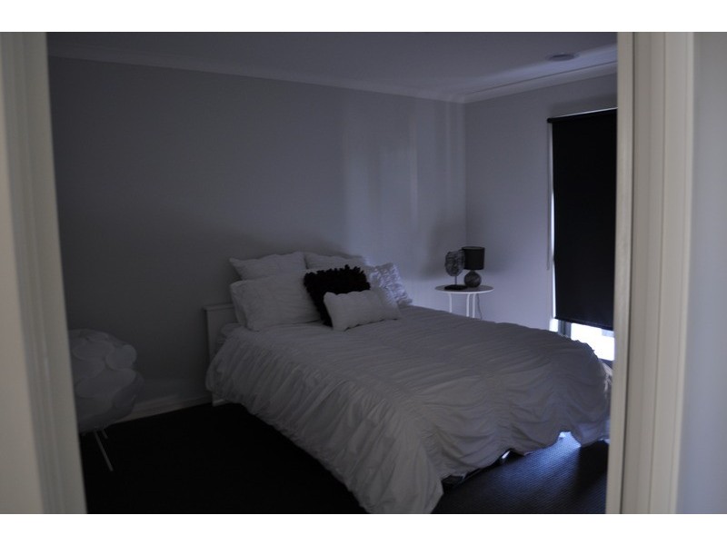 9 Duvall Drive, Maddingley VIC 3340