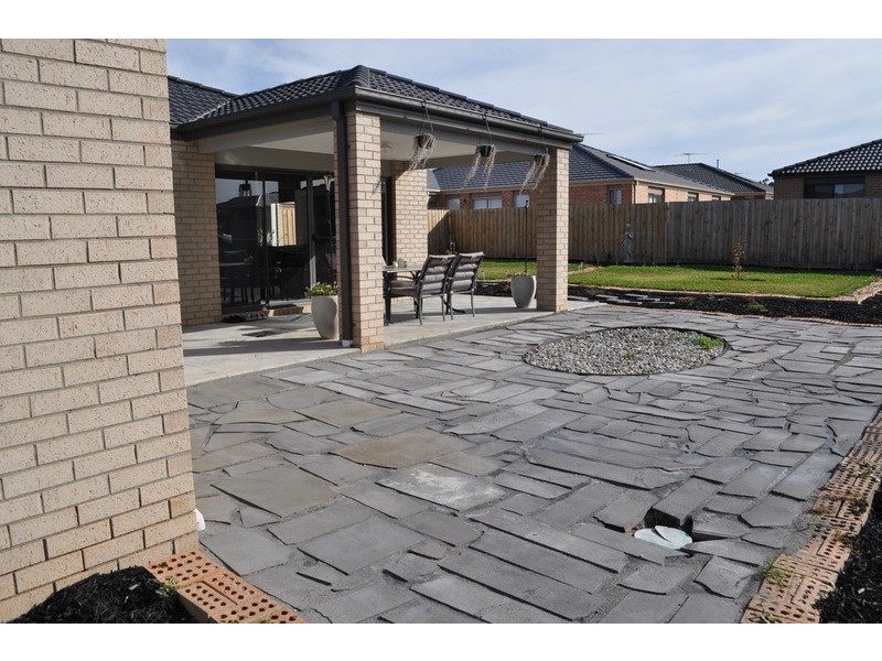 9 Duvall Drive, Maddingley VIC 3340