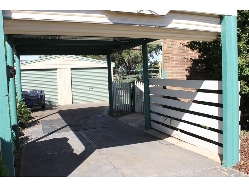 47 Underbank Boulevard, Bacchus Marsh VIC 3340