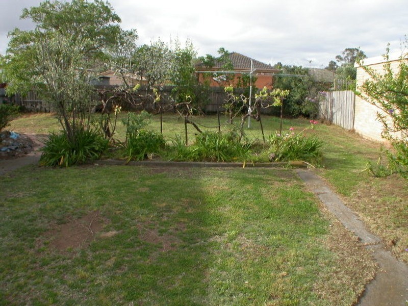 4 McFarland Street, Bacchus Marsh VIC 3340