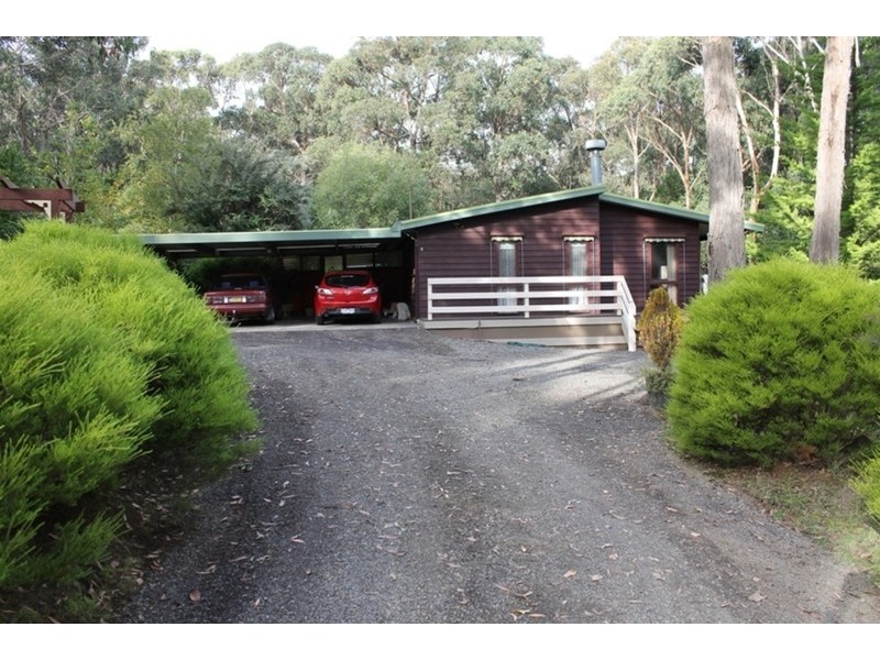 4 Pine Court, Dales Creek VIC 3341