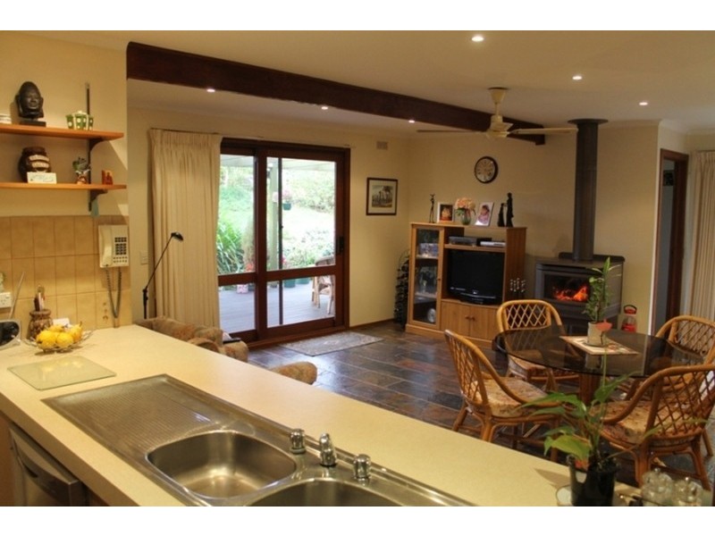 4 Pine Court, Dales Creek VIC 3341