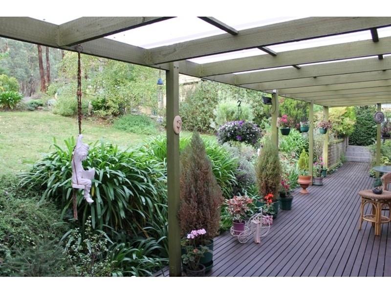 4 Pine Court, Dales Creek VIC 3341