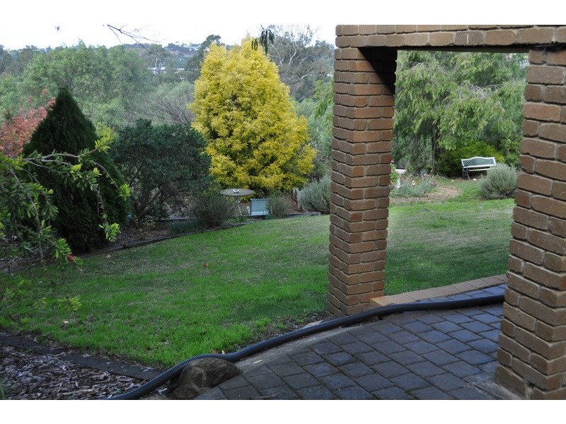 15 White Avenue, Bacchus Marsh VIC 3340