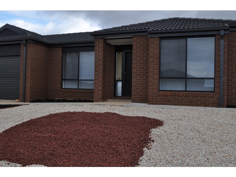 5 Second Mews, Bacchus Marsh VIC 3340