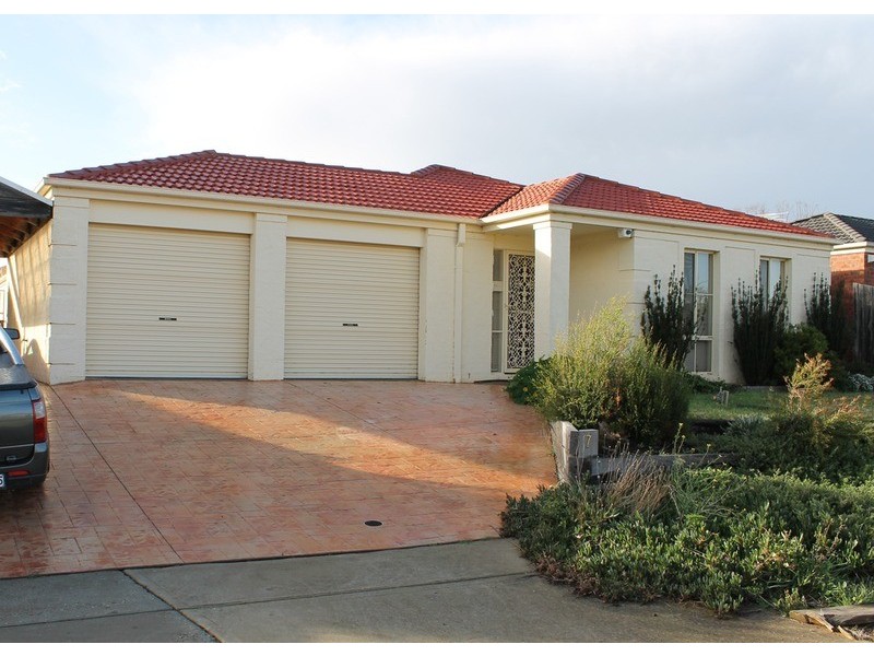 7 McLennan Avenue, Bacchus Marsh VIC 3340